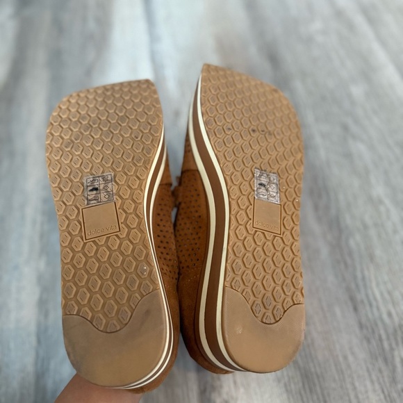 Dolce Vita Jhenee Brown Suede Perforated Women's Platform Loafers - Picture 7 of 9